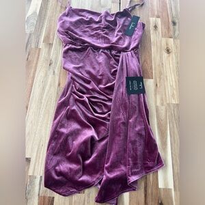 Lulus velvet dress nwt
